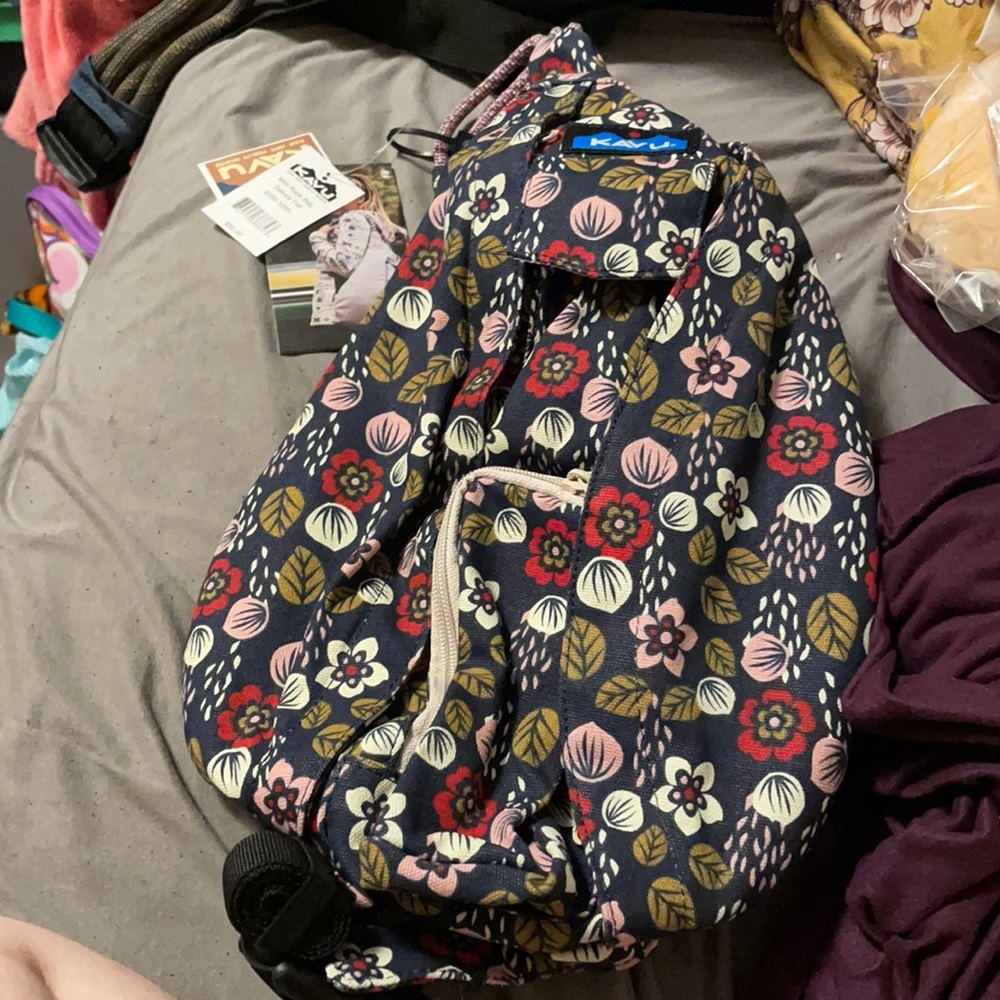 Kavu mini sling bag in ‘Sakura Fall’